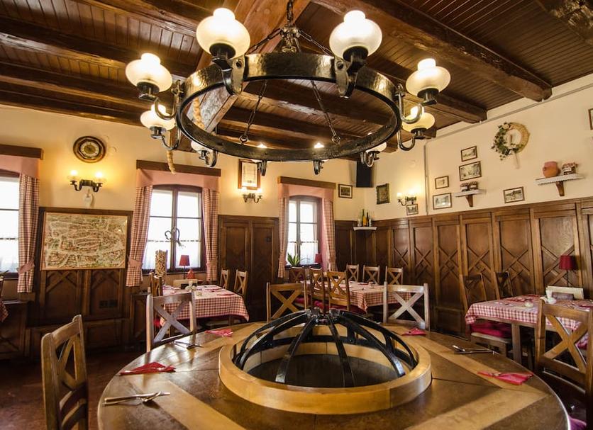 Restaurant Photo