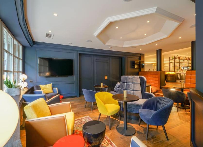 Lounge Photo