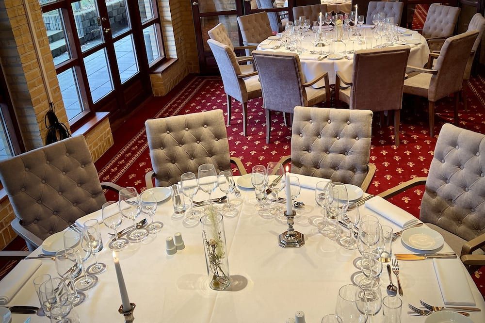 Banquet hall