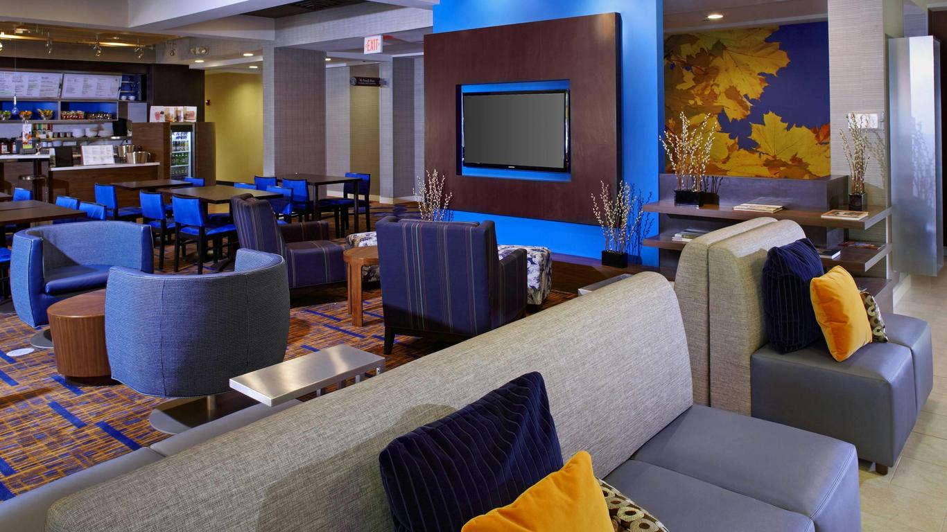 Courtyard by Marriott Newark Granville