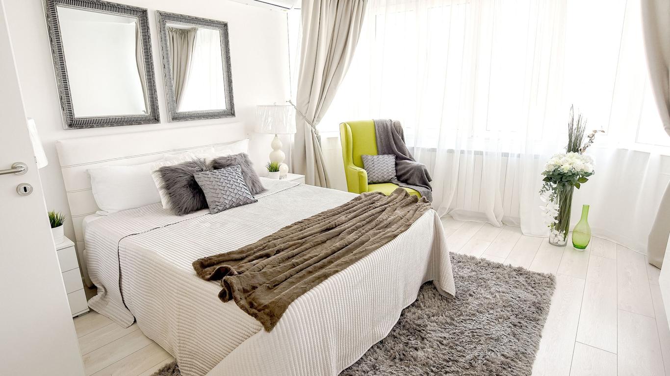 Metropole Apartments Old Town