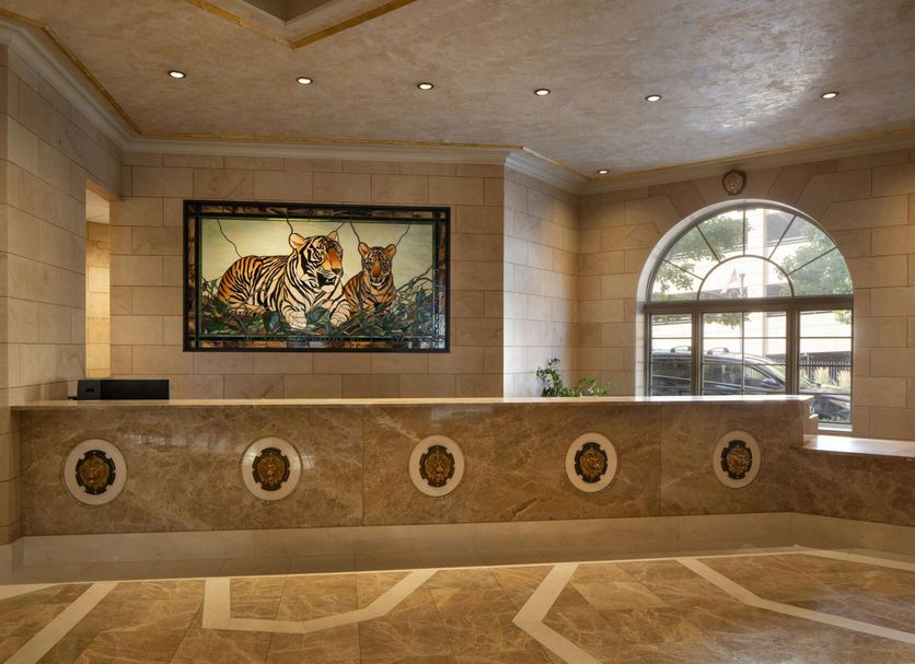 Front desk Photo