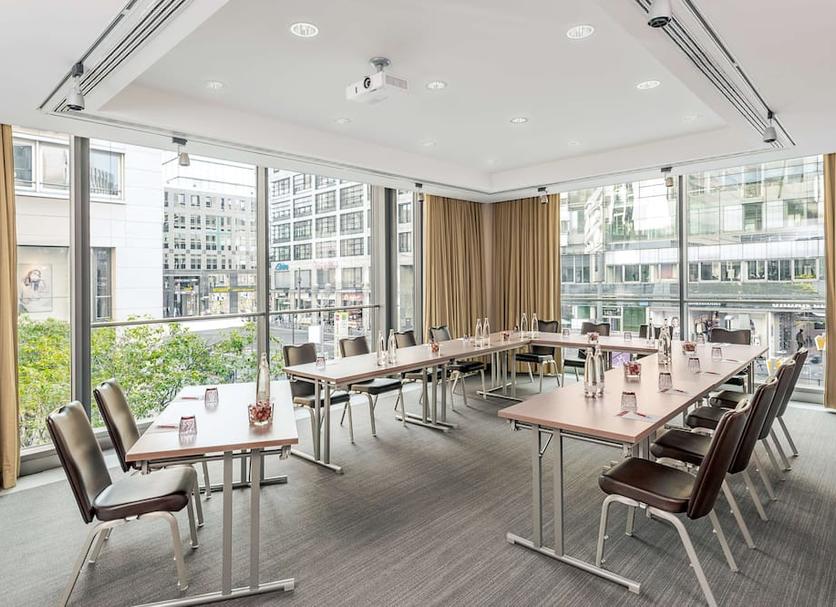 Conference room Photo