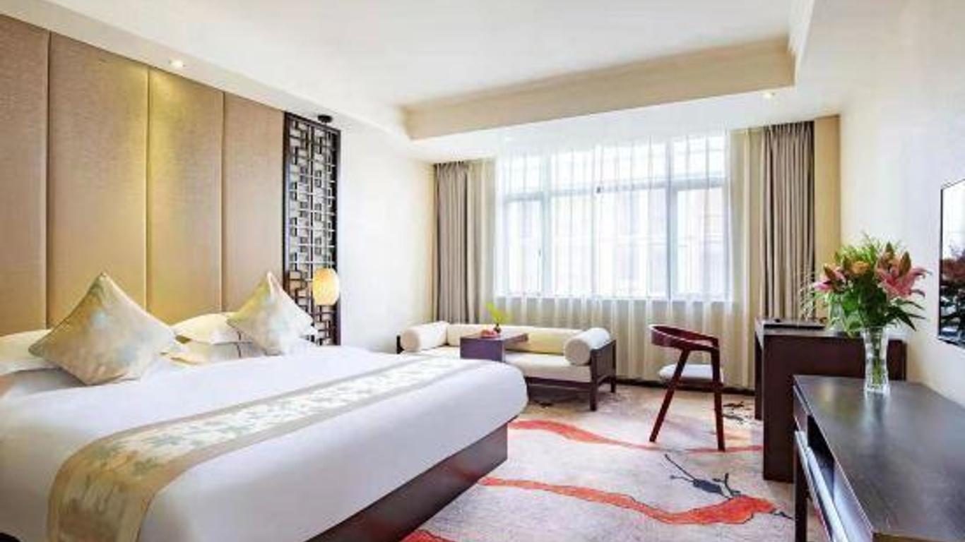 Elong Yam Hotel Tengchong