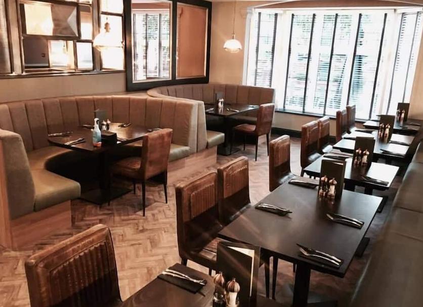 Restaurant Photo