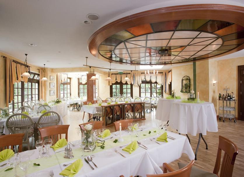 Banquet hall Photo