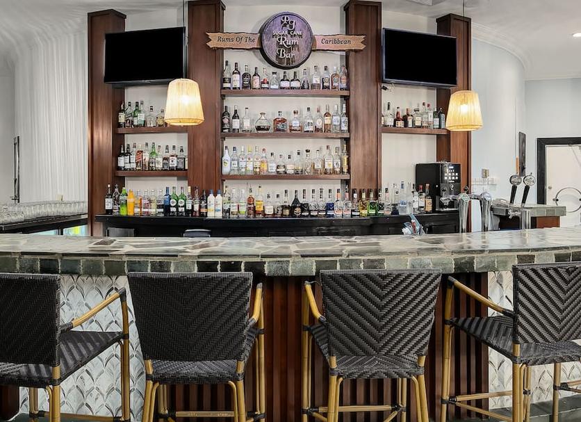 Bar Photo