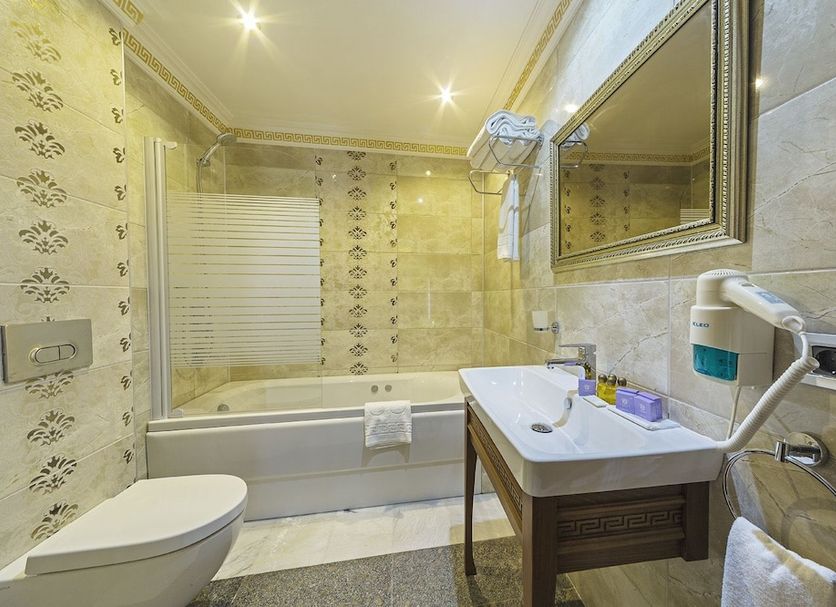 Bathroom Photo