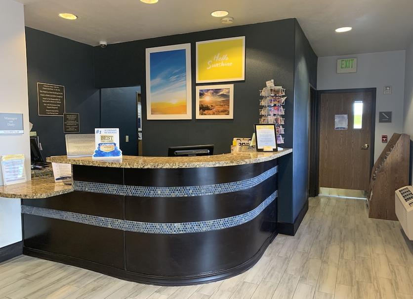 Front desk Photo