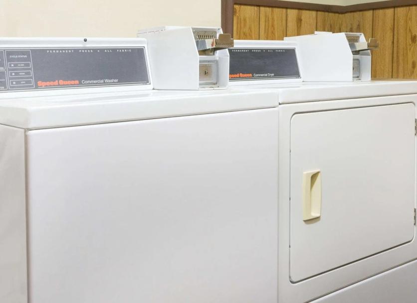 Laundry facility Photo