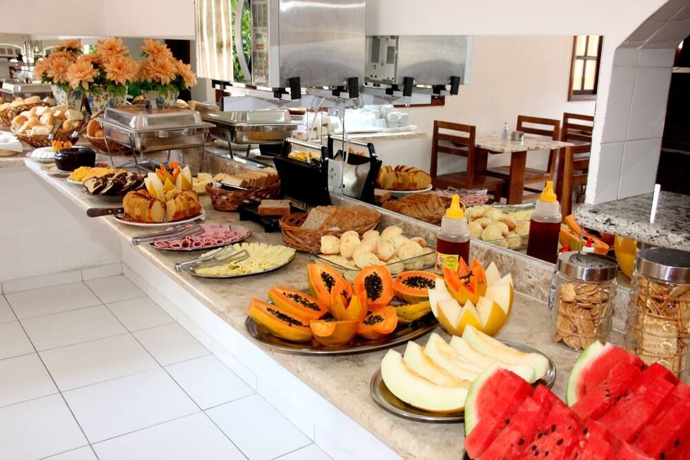 Buffet Photo