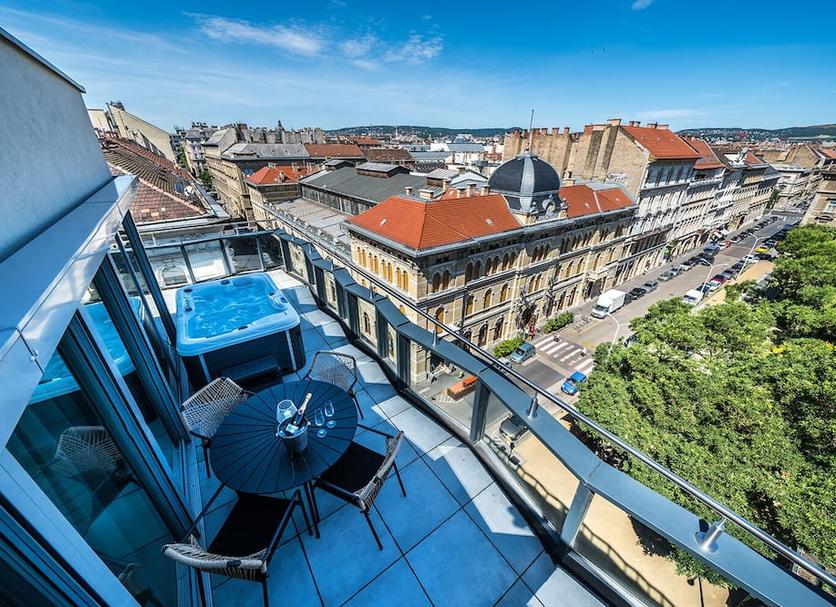Balcony Photo