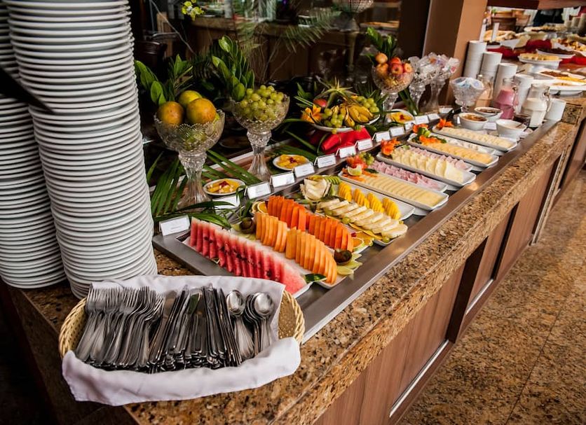 Buffet Photo