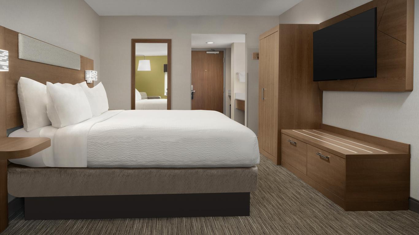 Holiday Inn Express Boston - Saugus By IHG