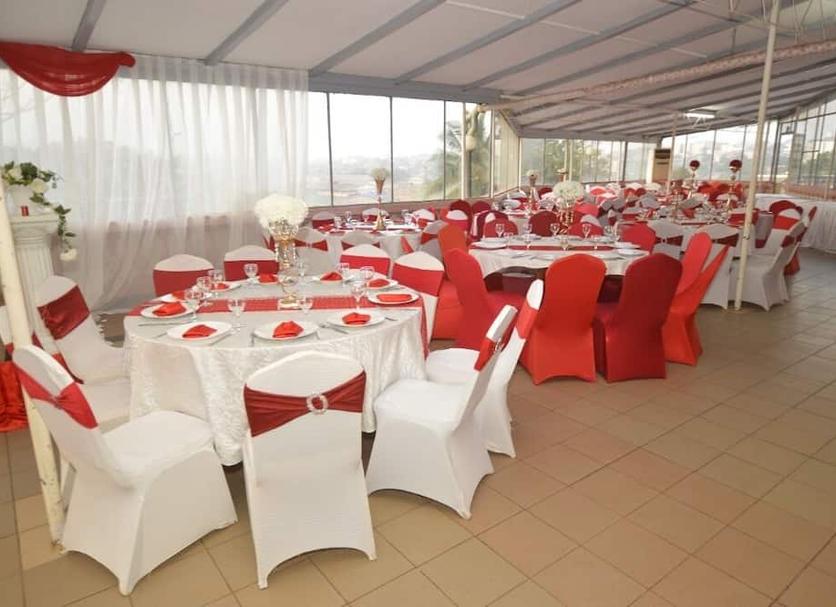 Banquet hall Photo