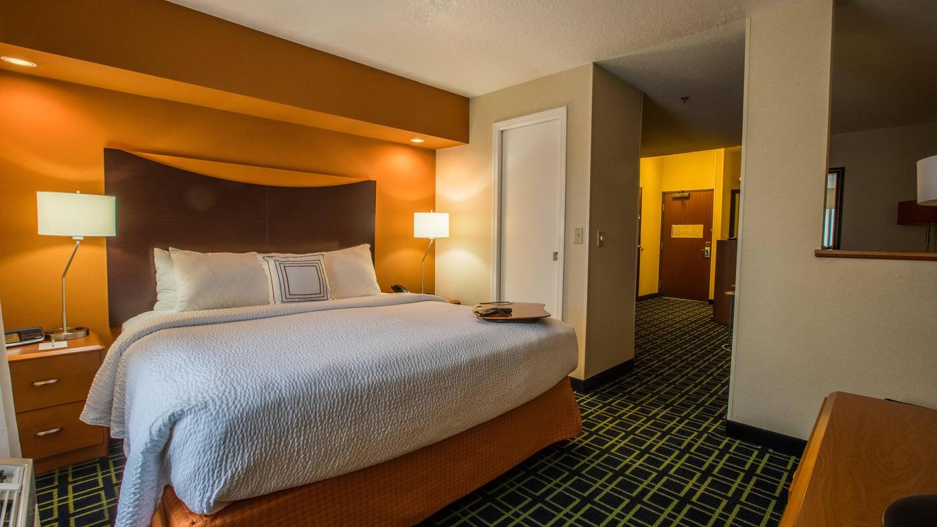 Fairfield Inn and Suites by Marriott Portland Airport