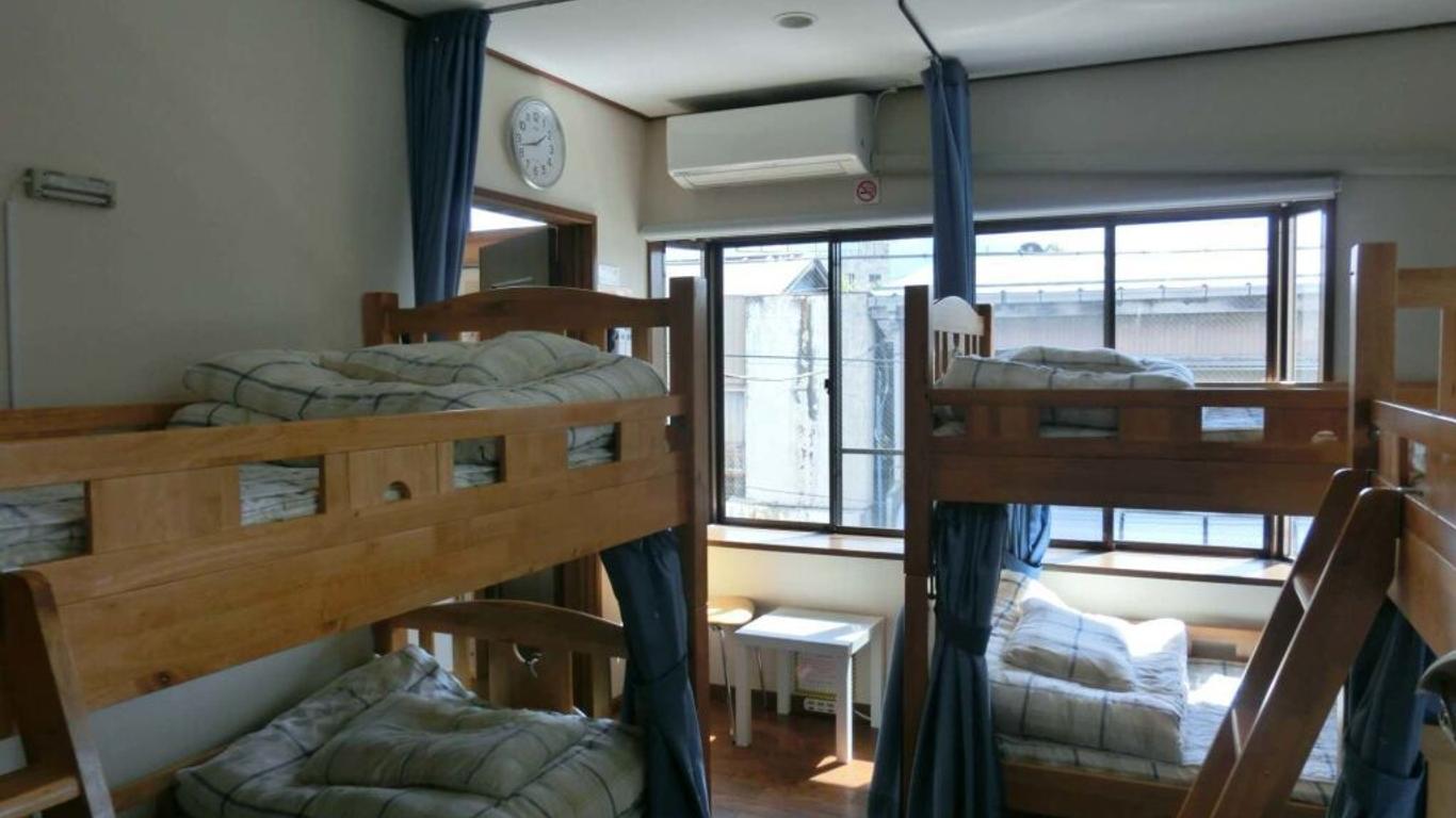 Mt Fuji Hostel Michael's