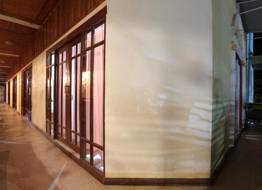 Hallway Photo
