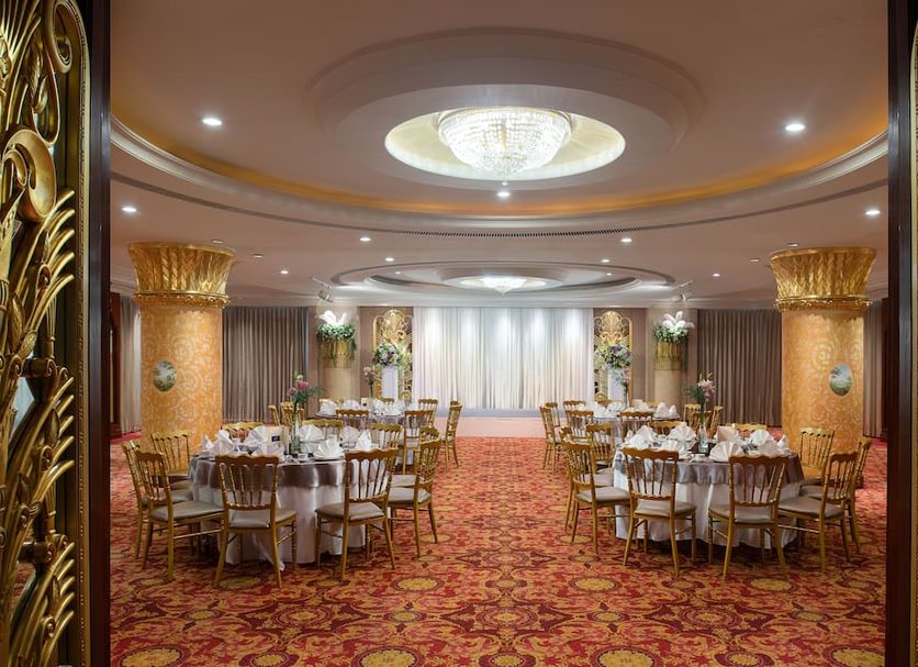 Banquet hall Photo