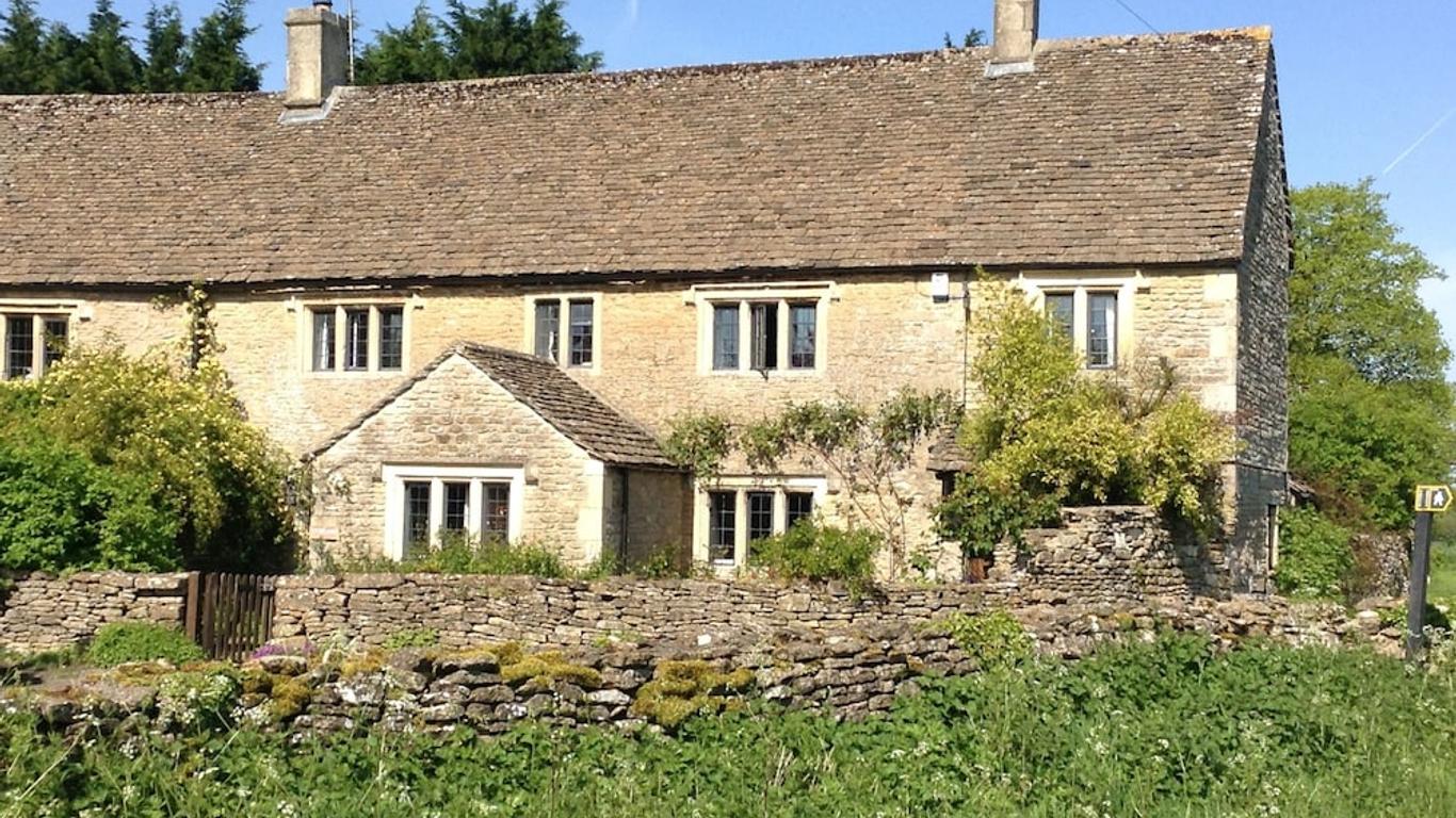 189 April Cottage