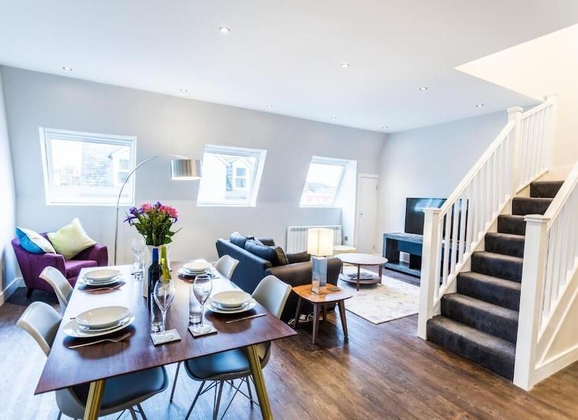 Dining room Photo
