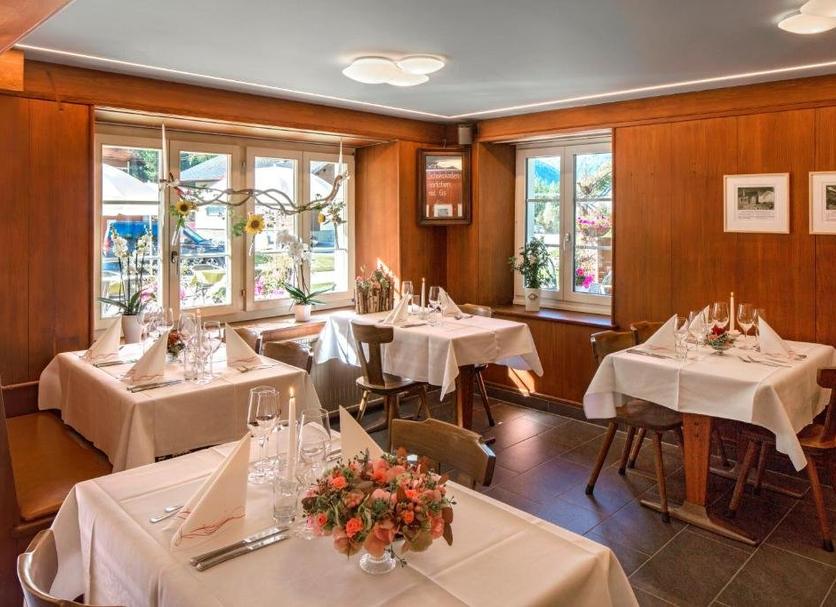 Restaurant Photo