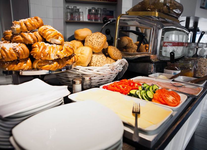 Buffet Photo