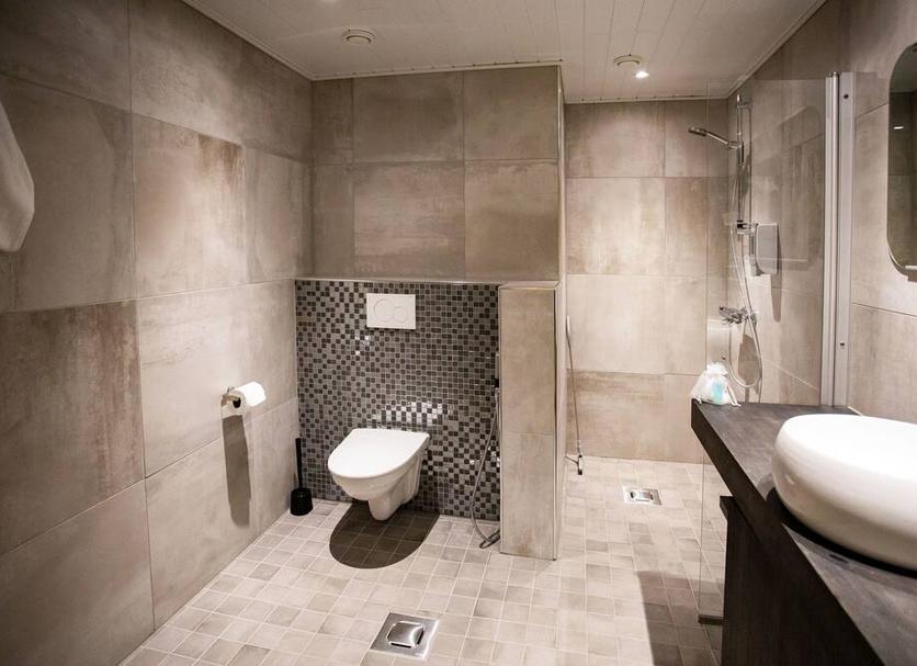 Bathroom Photo