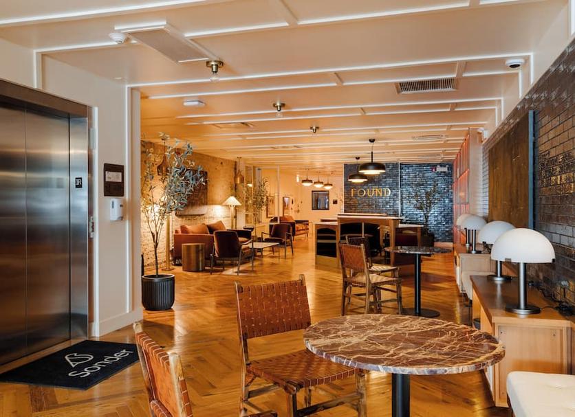 Restaurant Photo