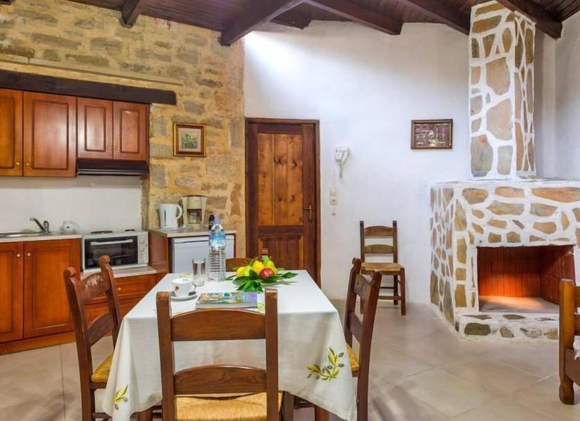 Dining room Photo