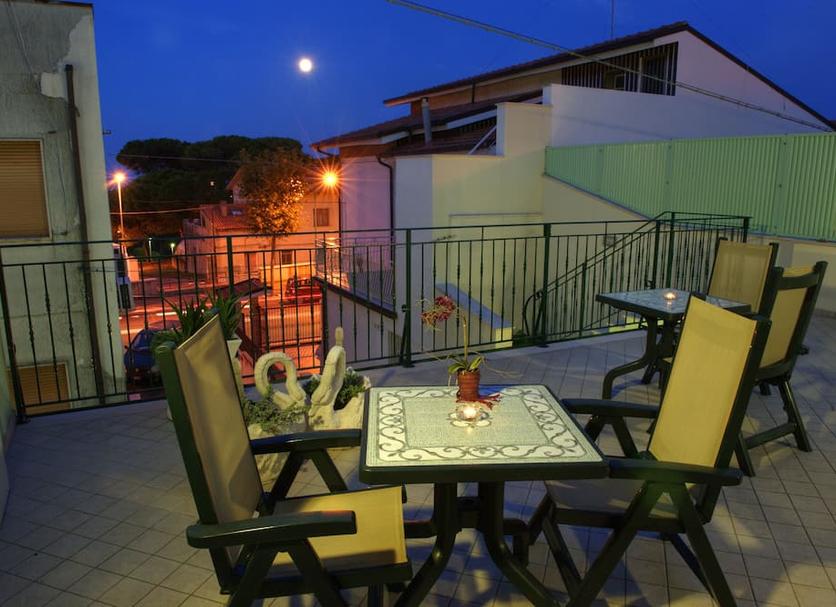 Balcony Photo