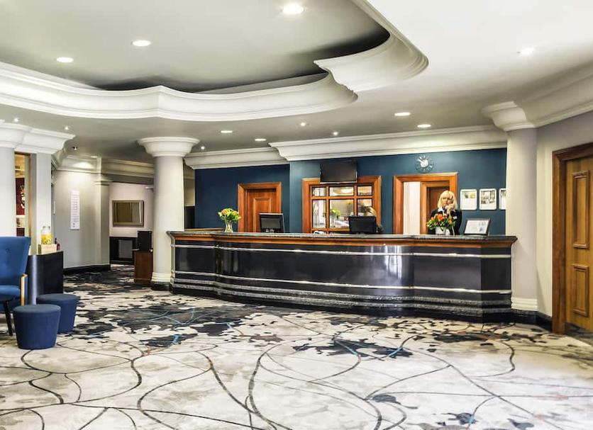 Front desk Photo