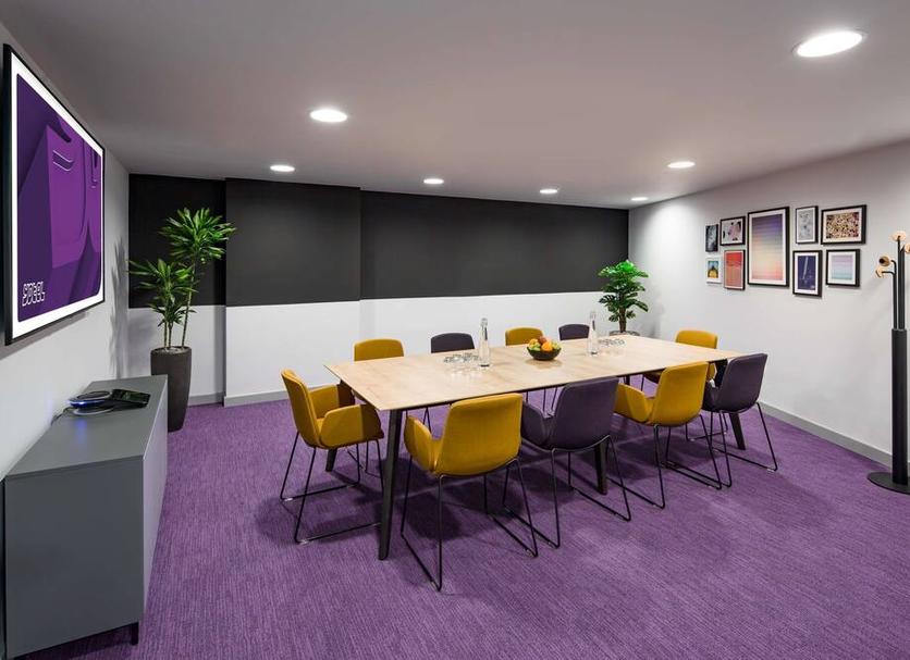 Conference room Photo
