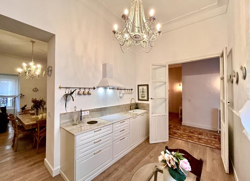Kitchen Photo