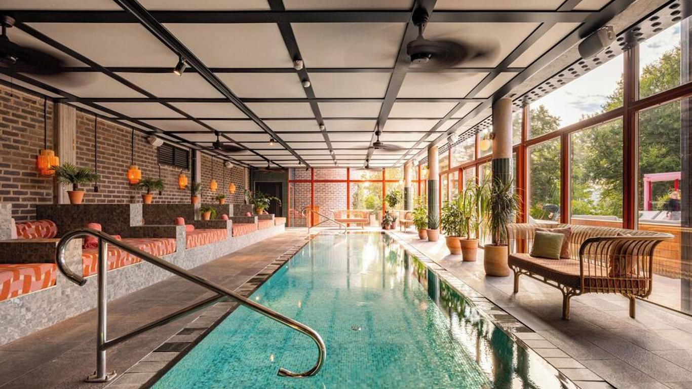 Ellery Beach House