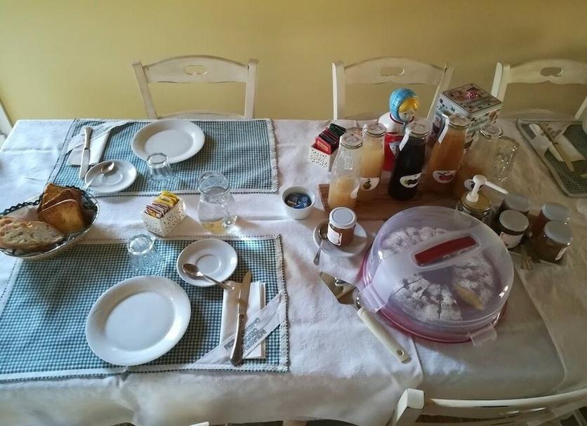 Dining room Photo