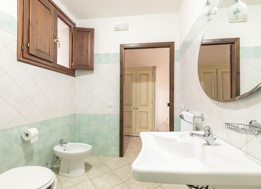 Bathroom Photo