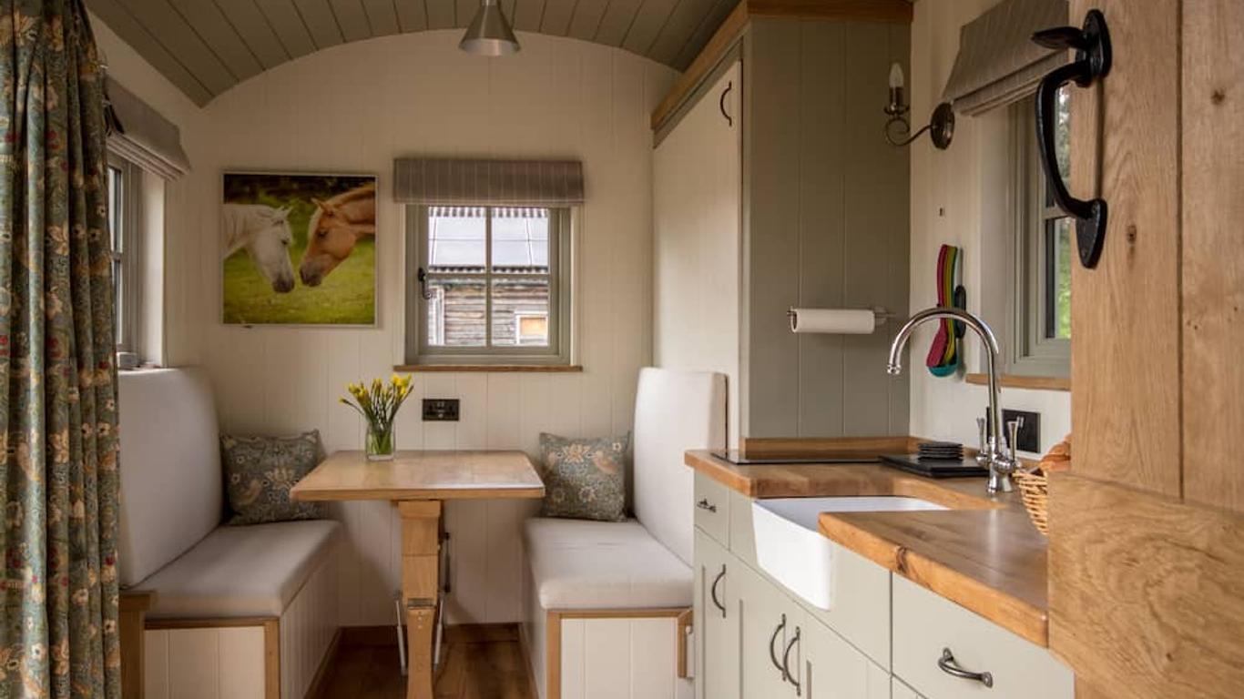 Luxury Shepherds Hut