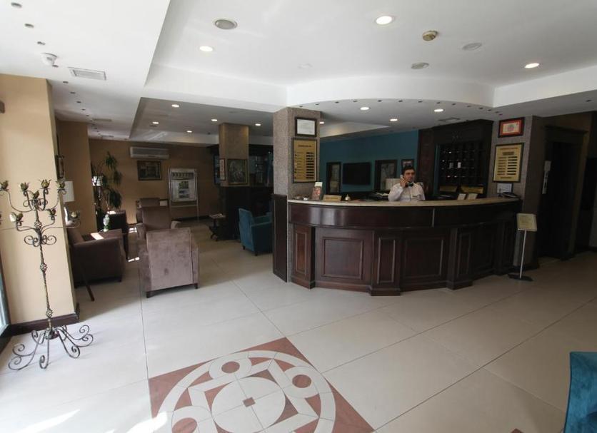 Front desk Photo