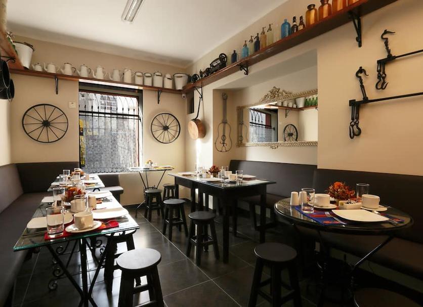 Restaurant Photo