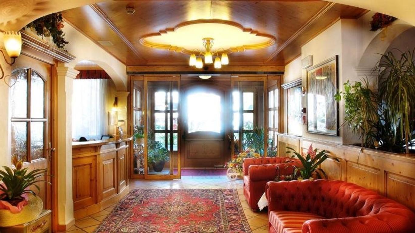 Sport Hotel Cristal