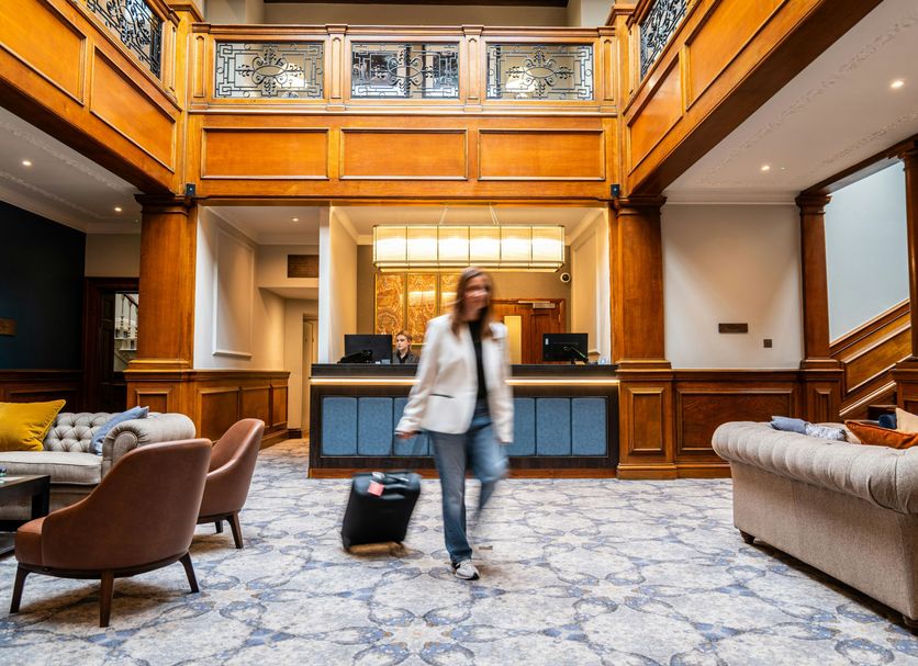 Front desk Photo
