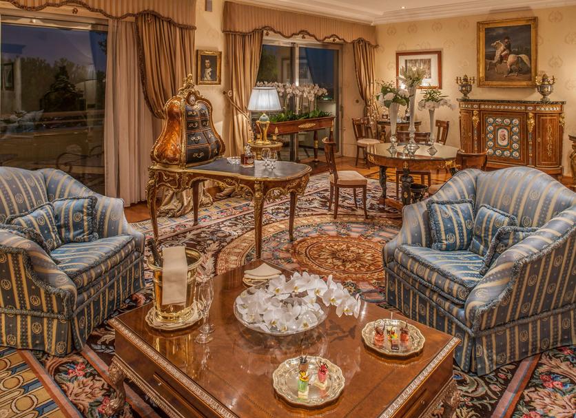 Living room Photo