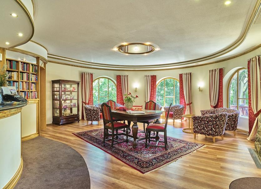 Dining room Photo