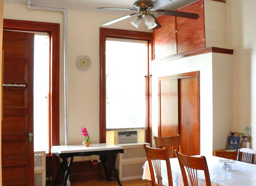 Dining room Photo