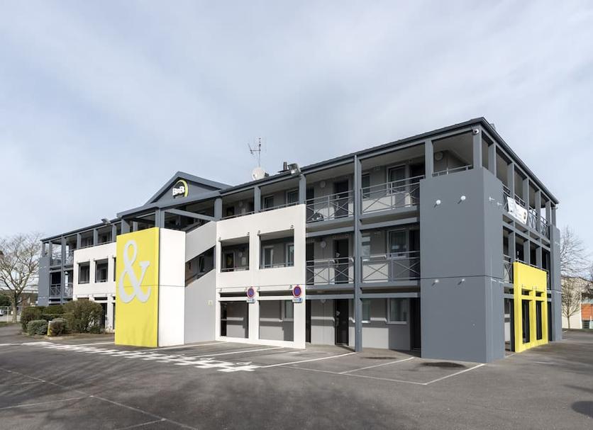 Building Photo