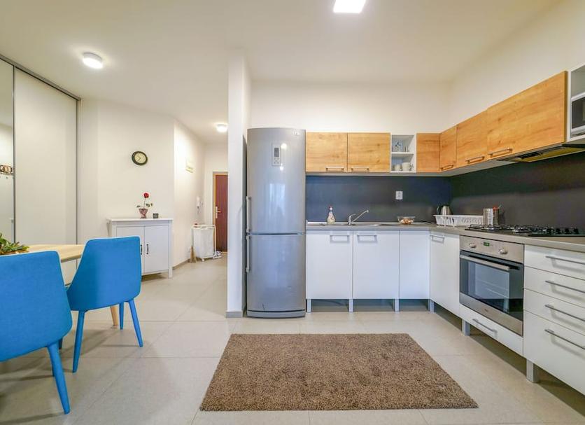Kitchen Photo