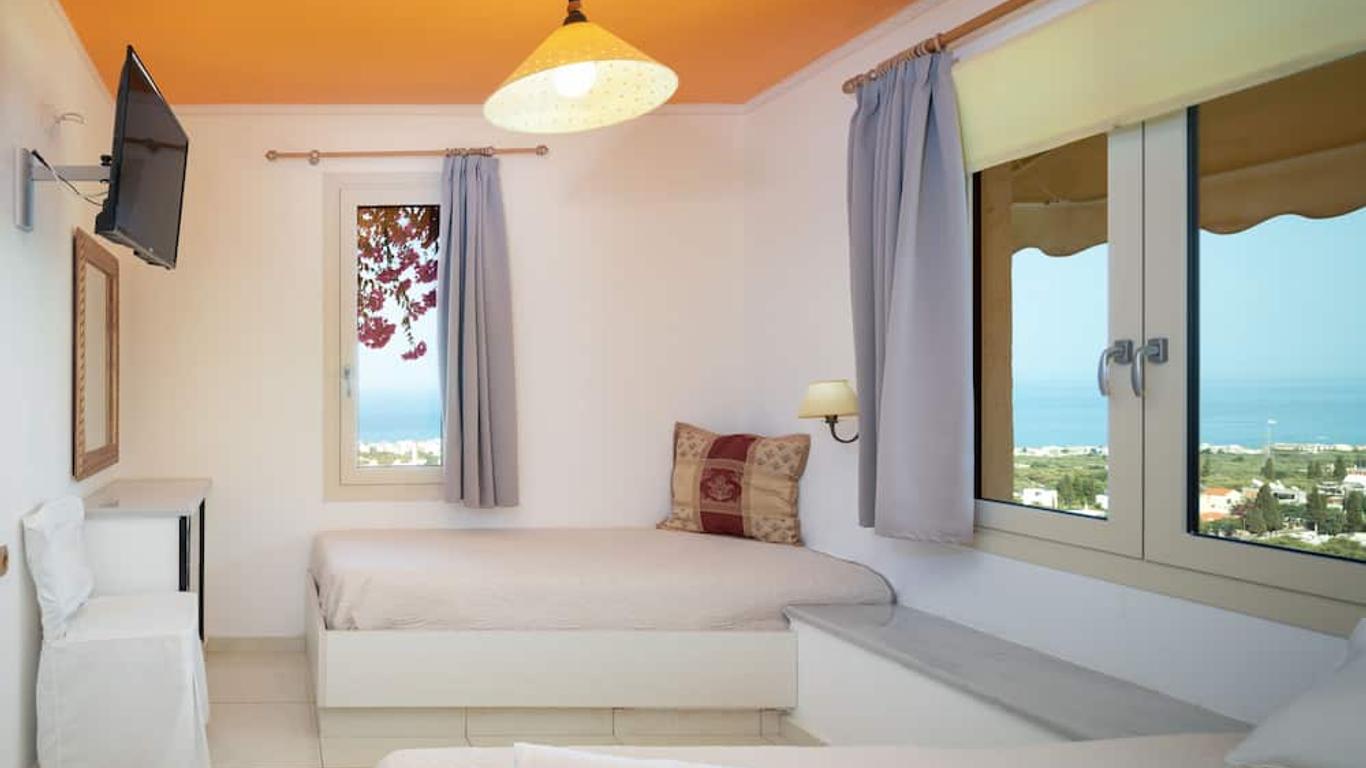 Art Hotel Korifi Suites