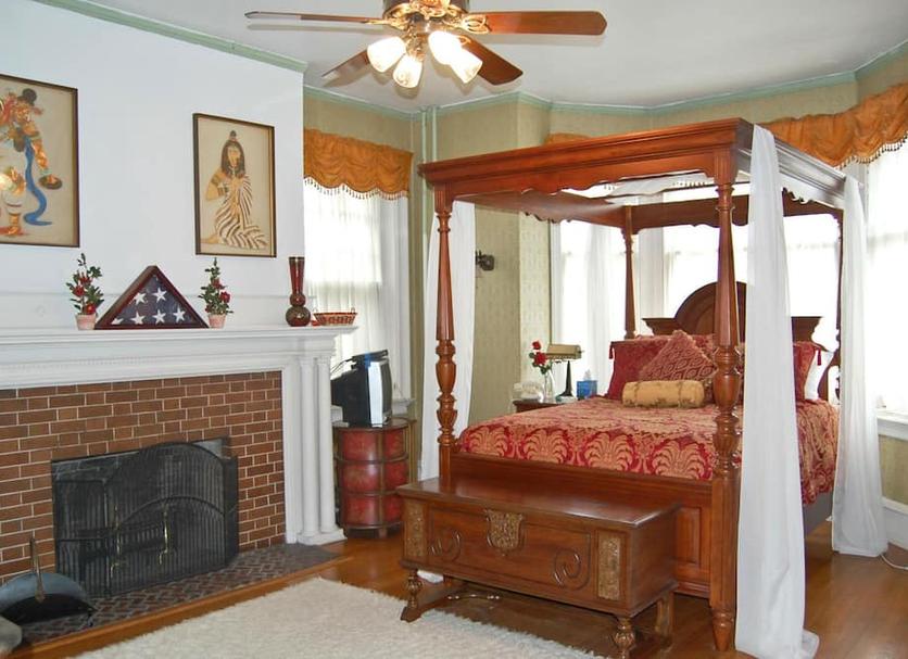 Bedroom Photo