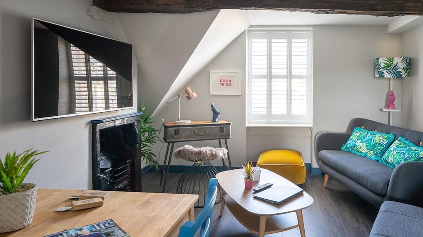 Dream Stays Bath - Kingsmead Street